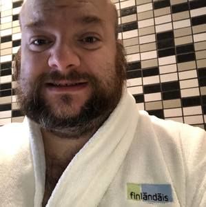 Meet your Posher, Eric